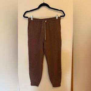 Vuori Women Performance Athletic Jogger in Brown